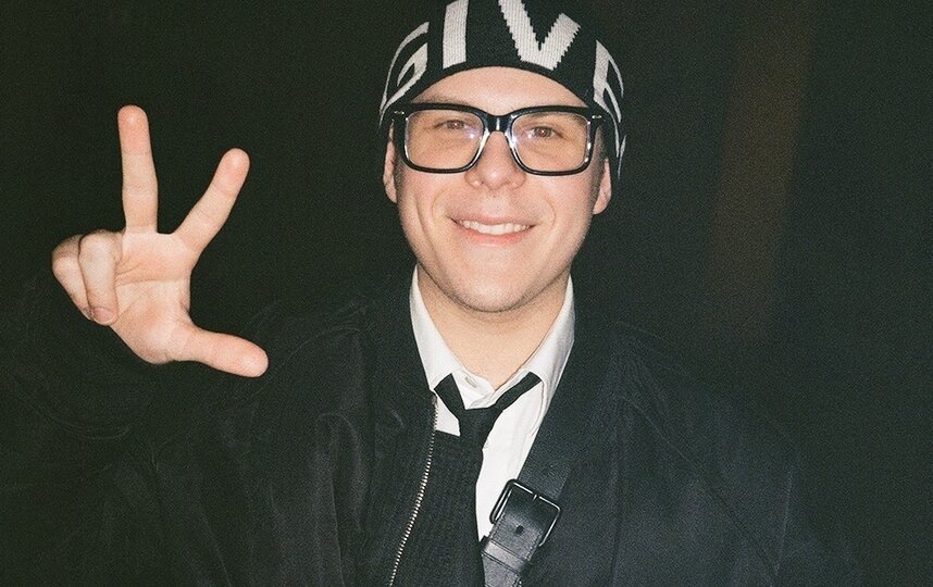 ����� Toxis