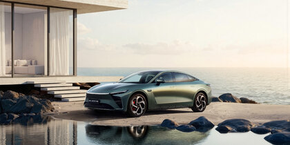 EXEED EXLANTIX ES: ����������� ������������  