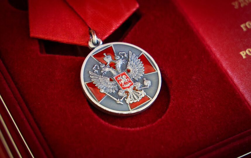 В Смольном наградили выдающихся спортсменов и деятелей культуры Петербурга 25 марта 2026