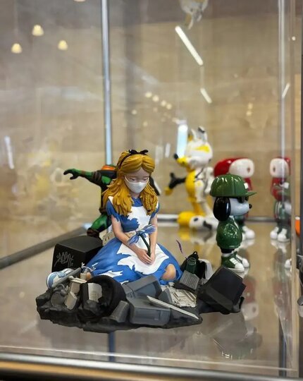 ����� �� Mighty JAXX.