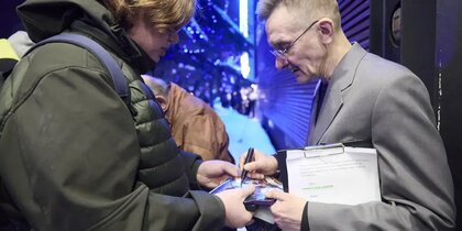 �� ����� � � ����: ����� ����� ����� � ������ "���" � ��� ����������� 25 ���