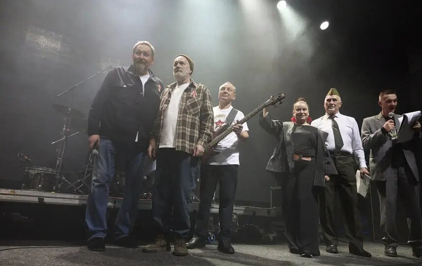 ����� � ��������� ������ � ������ ������� ���������� � ���������� �� �� ������.