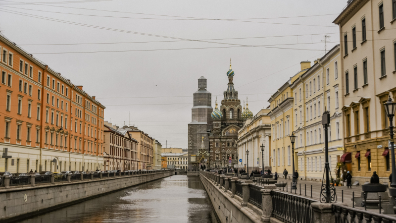 Синоптик рассказал о погоде в Петербурге в конце апреля