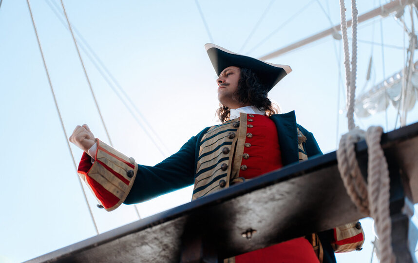 Пётр Первый и турецкий султан: о чем расскажет трейлер Холопа 3 с Биковичем и Прилучным