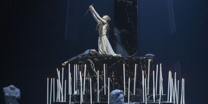 ����� "����� � ���������" � ������������� ������� ������� � ����������