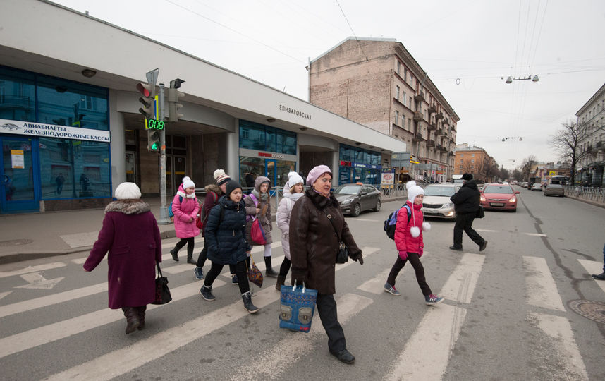 Метро Елизаровская Магазины