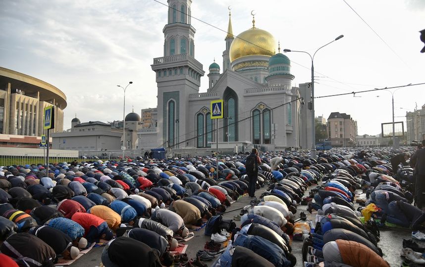 Сколько длится байрам. Мечеть в Москве Курбан байрам.