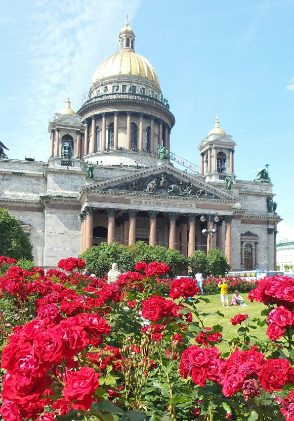 Исаакиевский собор в сирени фото