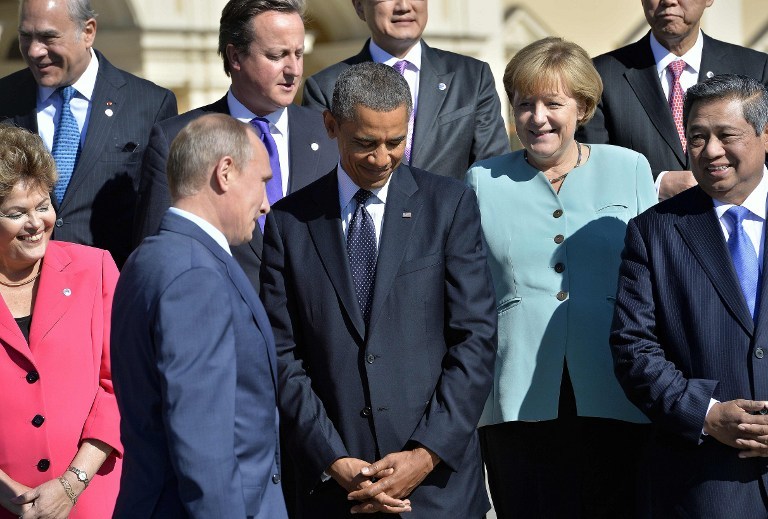 Как участники G20 для "семейного" фото позировали. Metro