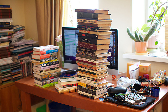 Более ста книг. Районная библиотека пгт. Более ста книг. Более ста книг. Более ста книг.