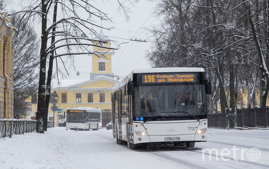 Единоразовый проезд на общественном транспорте в Петербурге подорожал на 5 рублей