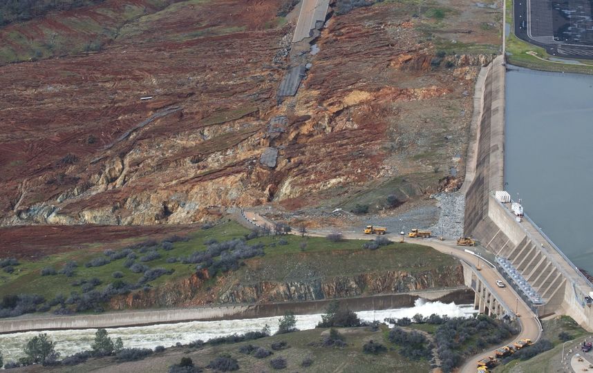 Прорыв плотины в Калифорнии. Фото Getty