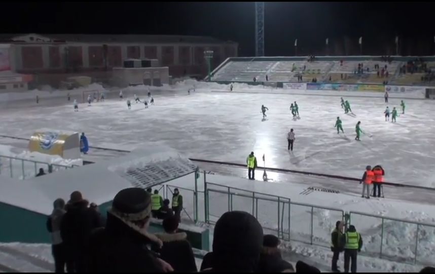 Чемпионат России по хоккею с мячом. Фото Скриншот Youtube