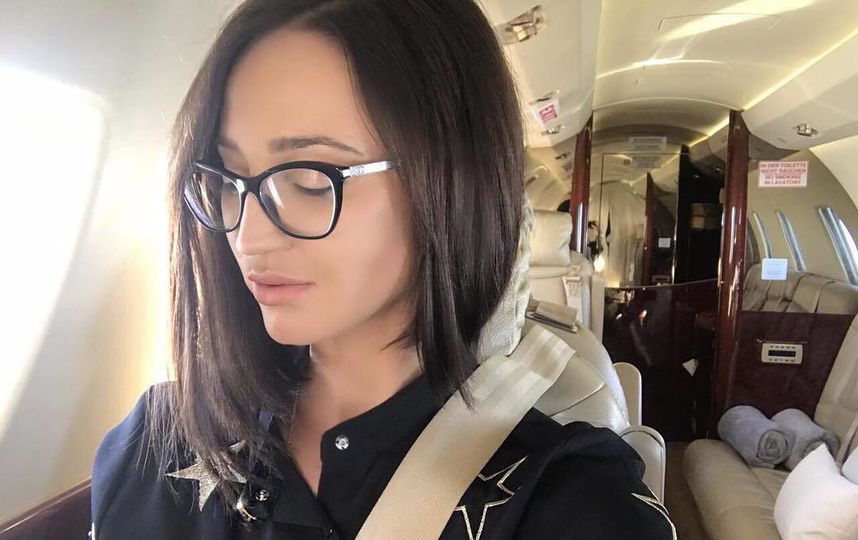 : instagram.com/buzova86. 