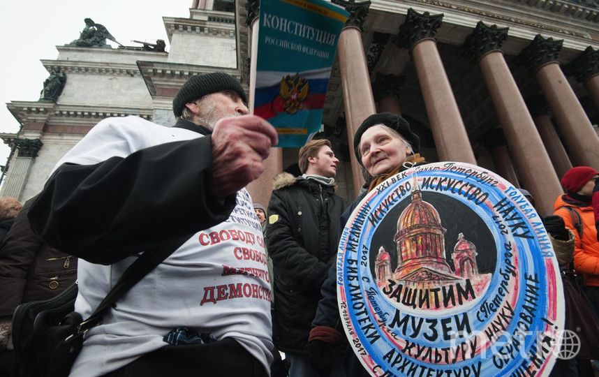 Петербургские депутаты просят прокурора отменить передачу Исаакия церкви. Фото Святослав Акимов, "Metro"