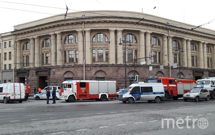 На станции метро «Площадь Восстания» найдено не сработавшее взрывное устройство. Фото Софья Сажнева, "Metro"