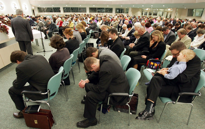 «Свидетели Иеговы» оспорили приостановление своей работы в России. Фото Getty