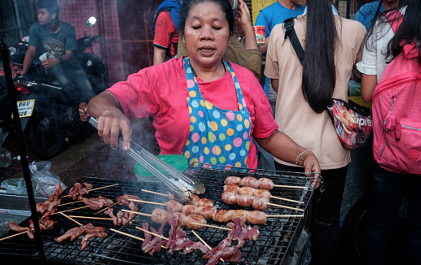 Уличную еду Бангкока National Geografic назвал лучшей в мире. Фото Getty