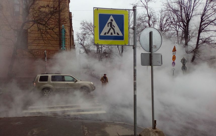 На васильевском острове прорвало трубу