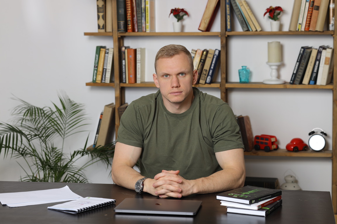 Николай Панасюк, создатель и основатель онлайн-школы GETFIT